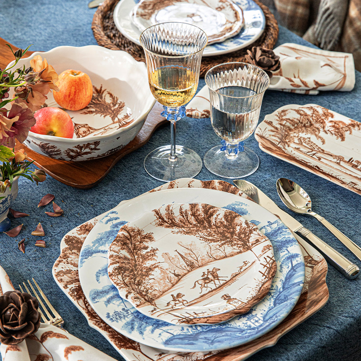 Country Estate Harvest Serving Bowl, Sepia - Juliska (10in)