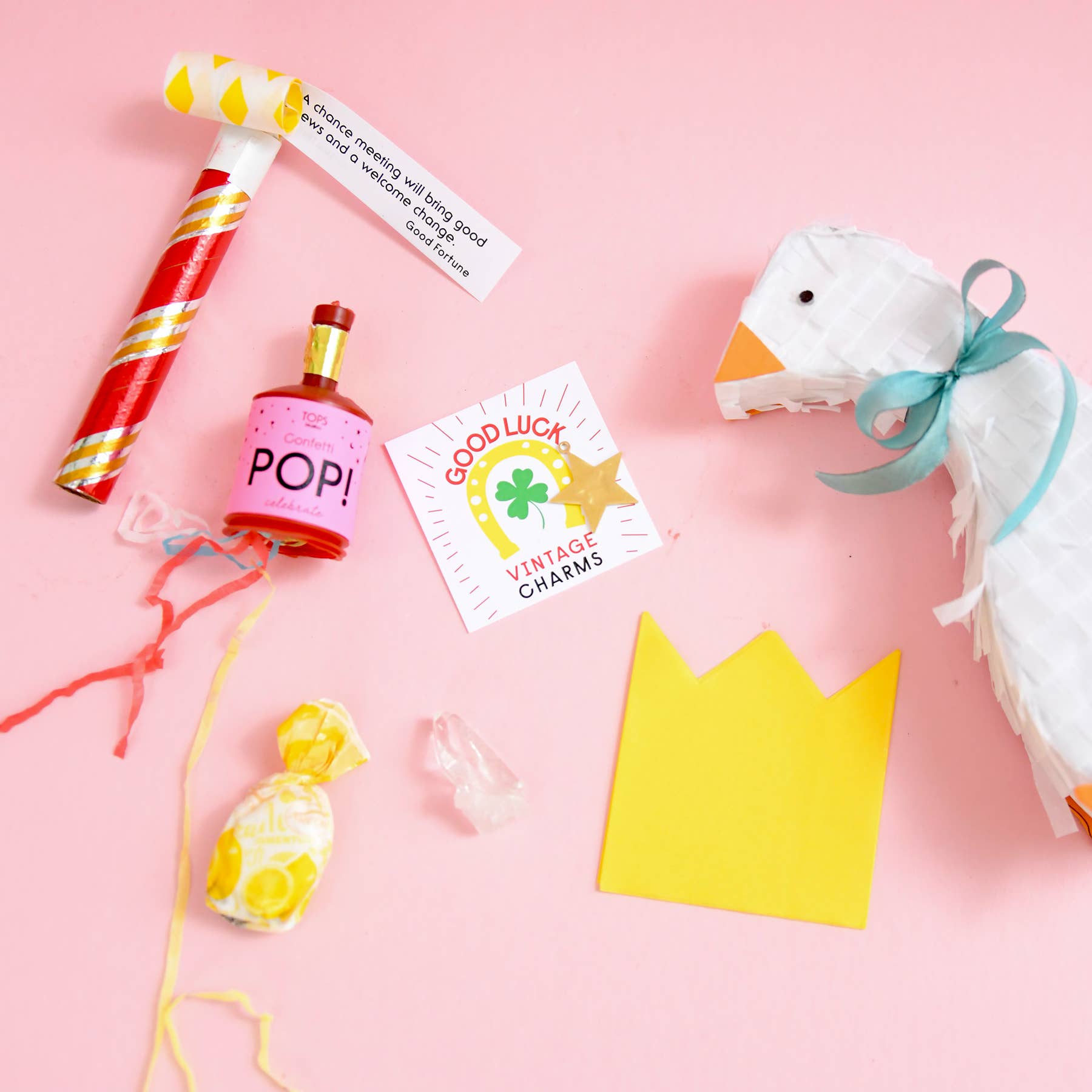 Goose Tabletop Piñata (6-inch, refillable)