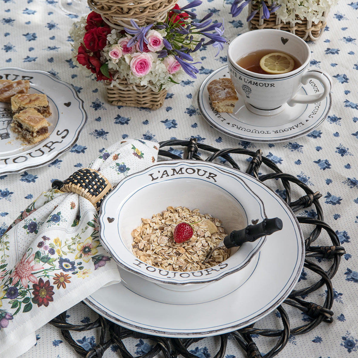 L'Amour Toujours Breakfast Cup