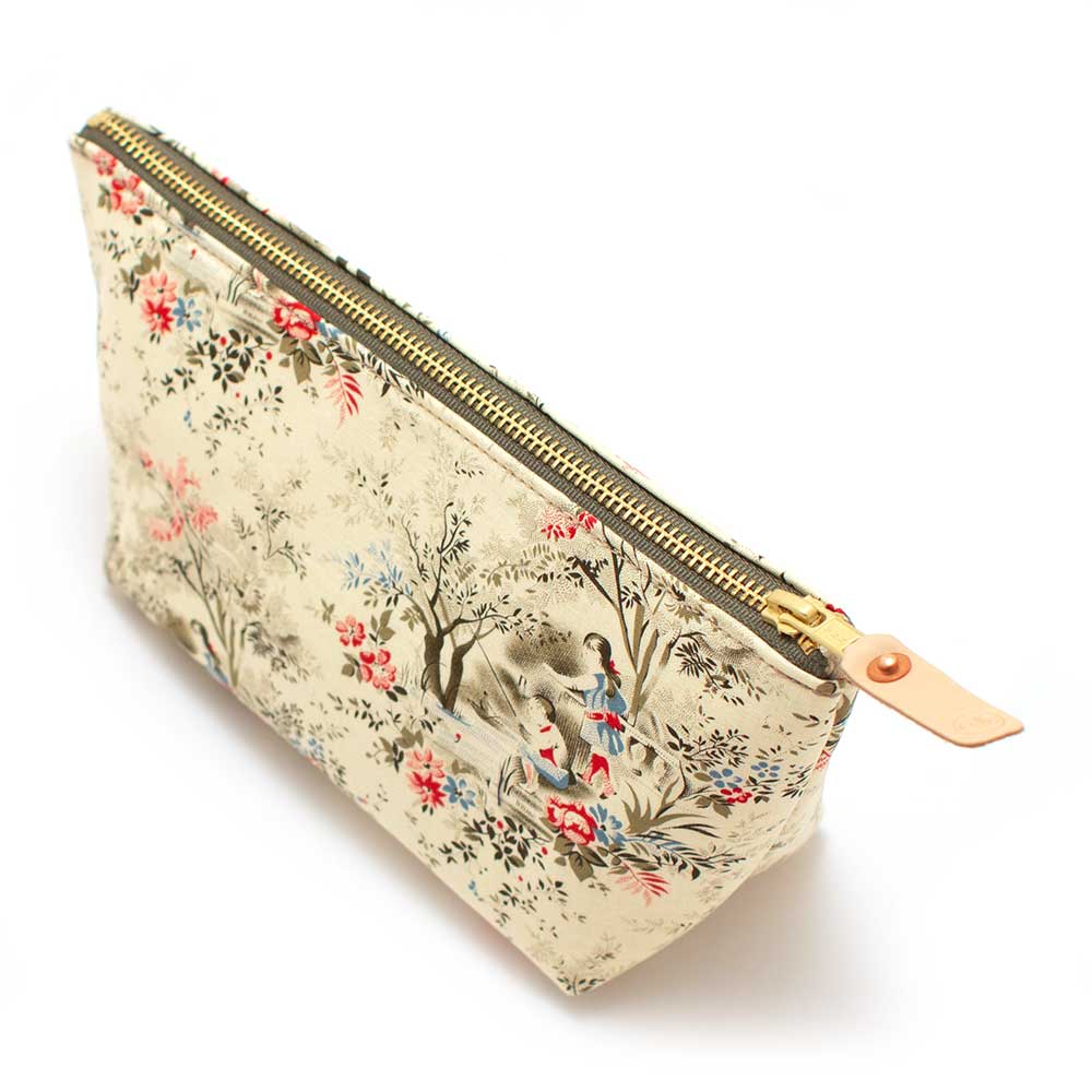 1940s Country Toile Travel Clutch - General Knot & Co.