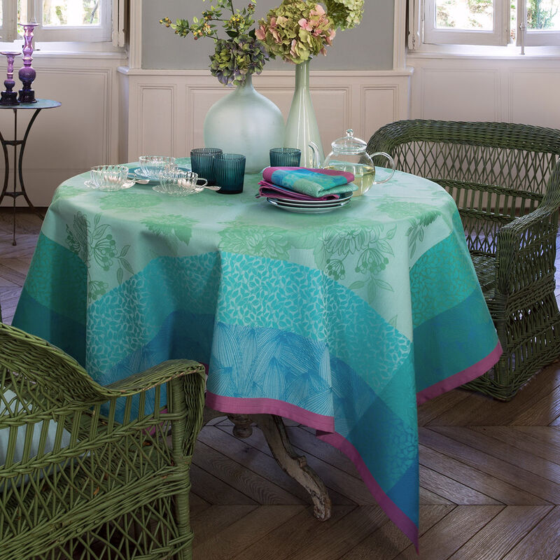 Table Cloth Parfums de Bagatelle, Hydrangea - Le Jacquard Français (47in x 47in)