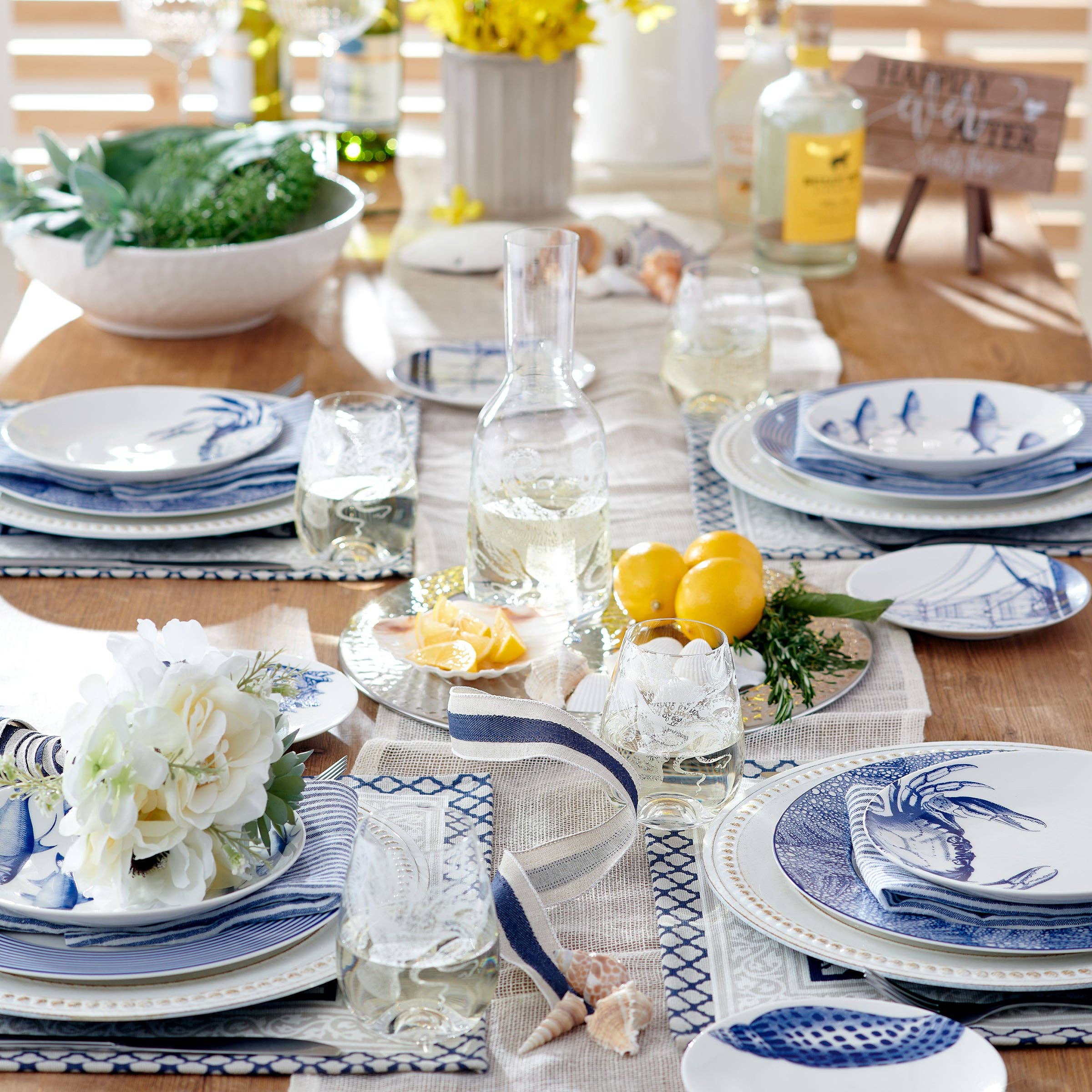 Blue Shells Canapé Plates (Set of 4, Boxed) - Caskata (6.25in)