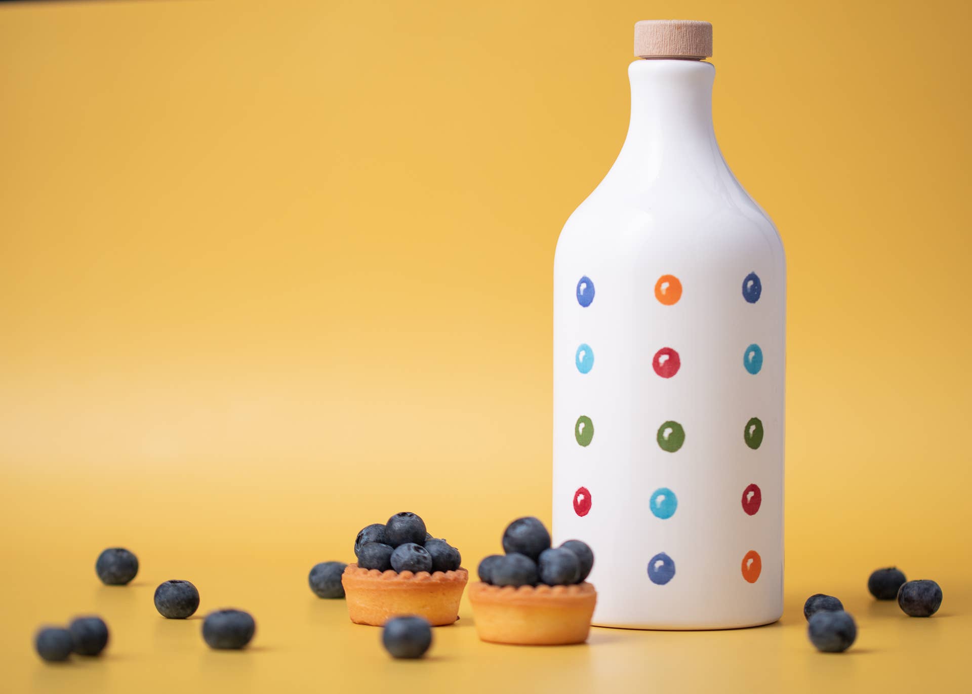 Coratina Extra Virgin Olive Oil, Ceramic Dots - Muraglia (16.9 fl oz / 500ml)