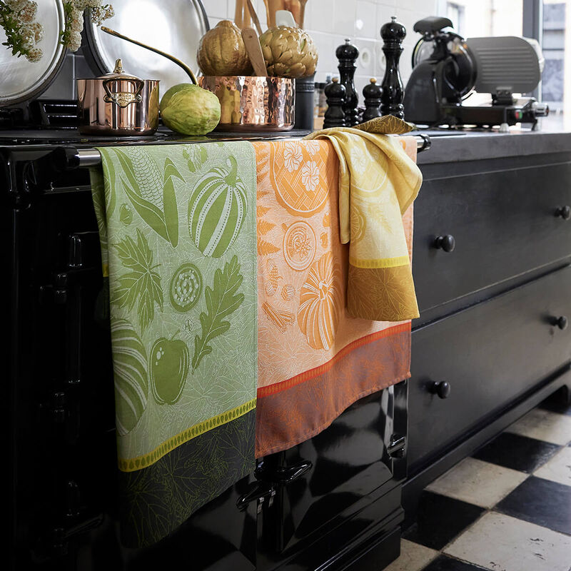 Tea Towel Thanksgiving, Green - Le Jacquard Français (24in x 31in)