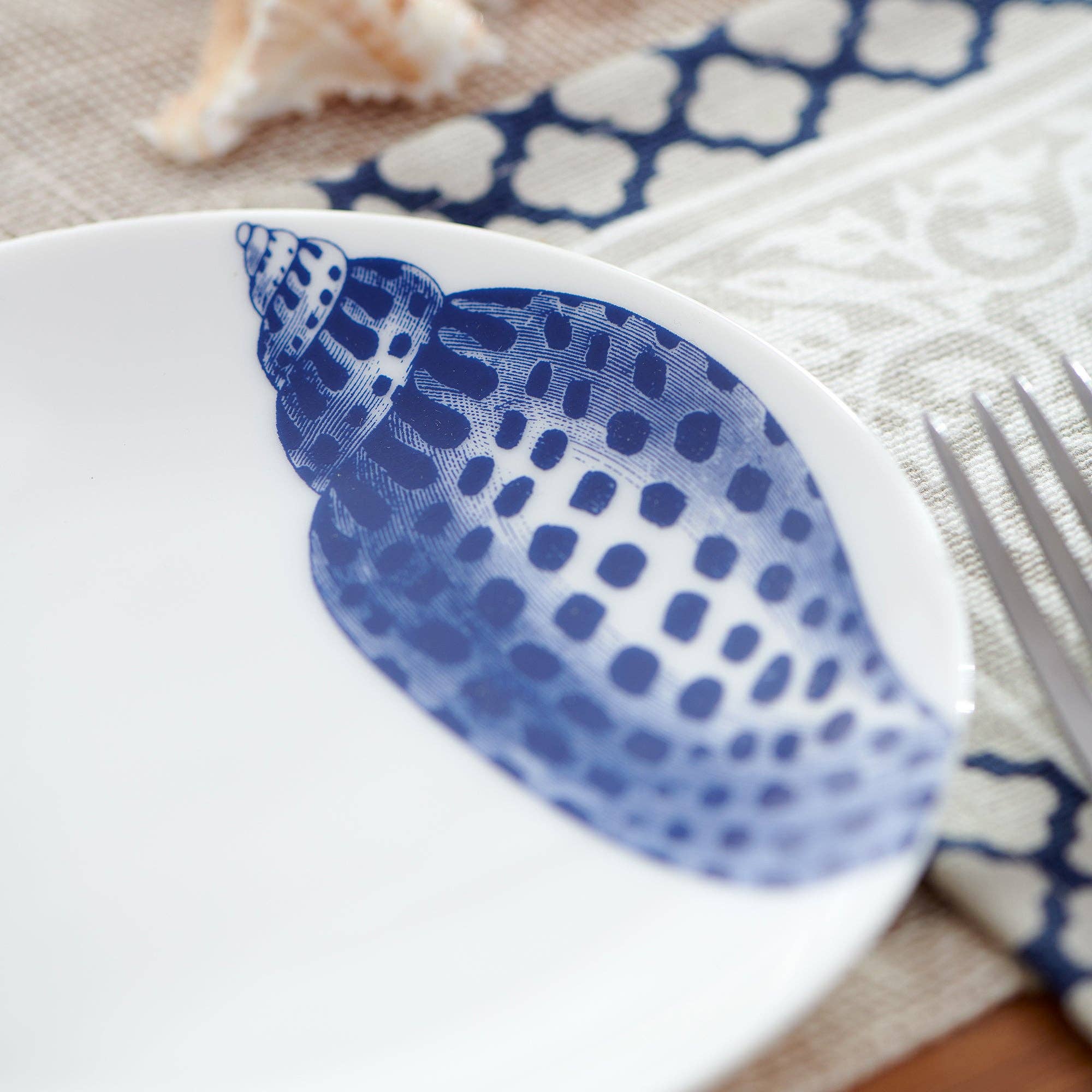 Blue Shells Canapé Plates (Set of 4, Boxed) - Caskata (6.25in)