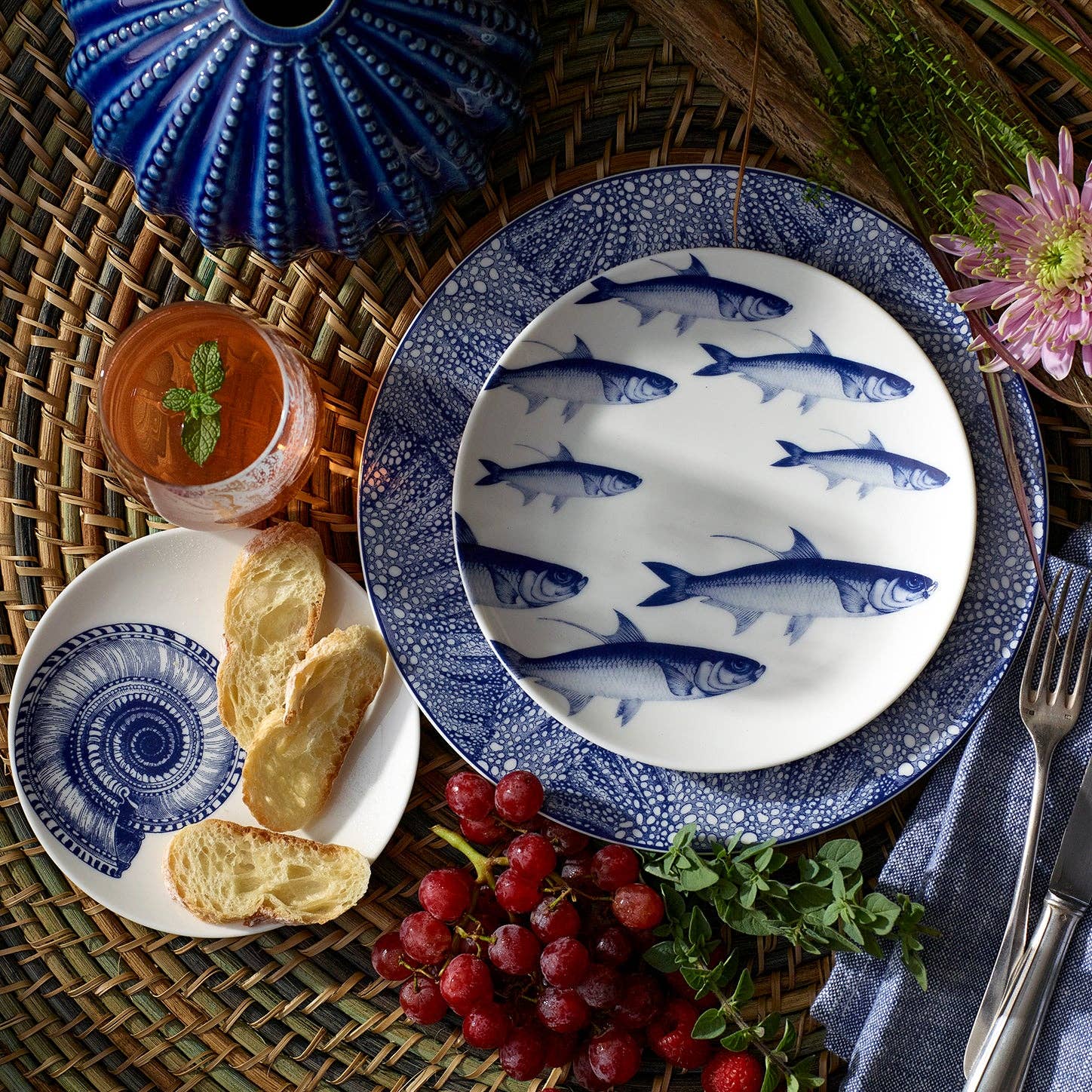 Blue Shells Canapé Plates (Set of 4, Boxed) - Caskata (6.25in)