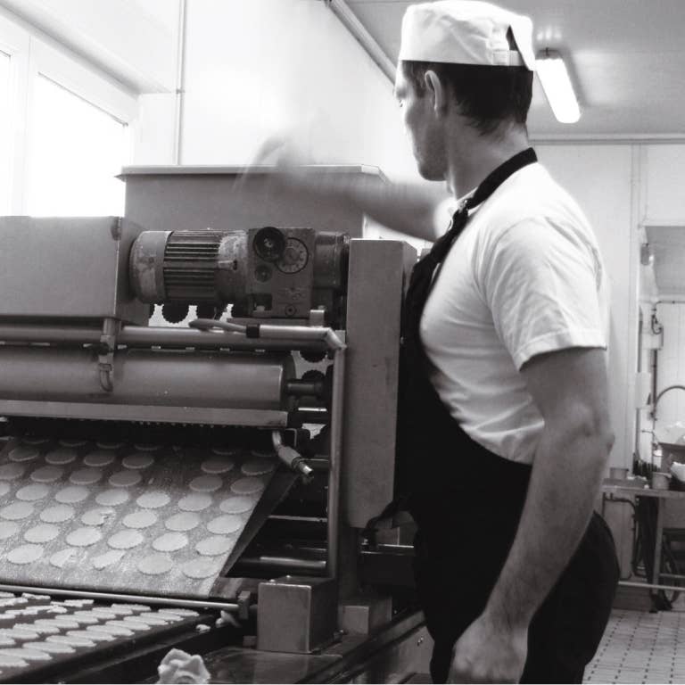 Shortbread Cookie Tin, '24h du Mans' - La Sablésienne (10.6oz / 300g)