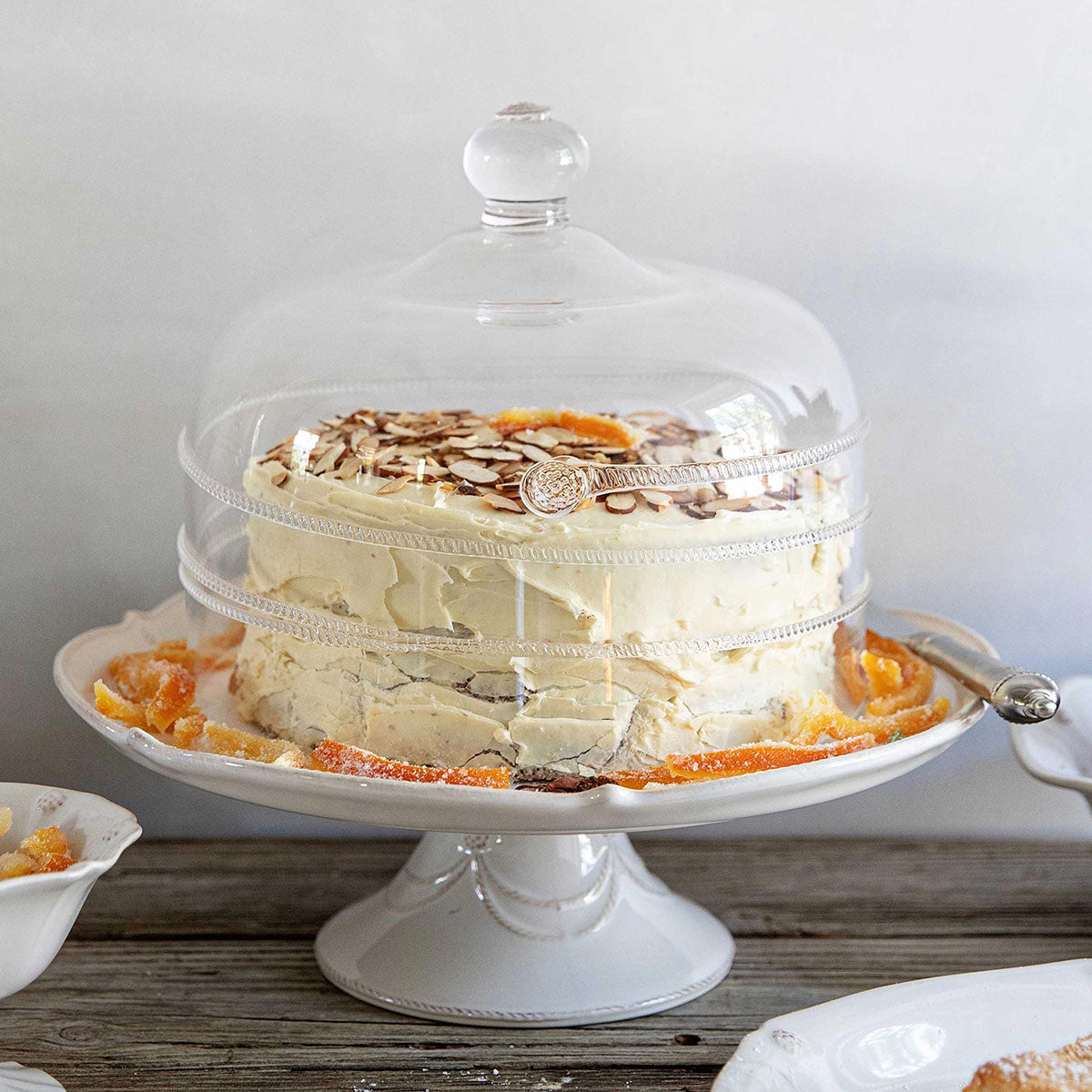 Berry & Thread Cake Stand - Whitewash