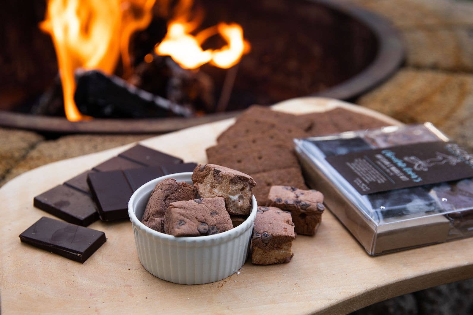 Chocolate S’mores Kit (4 Servings)
