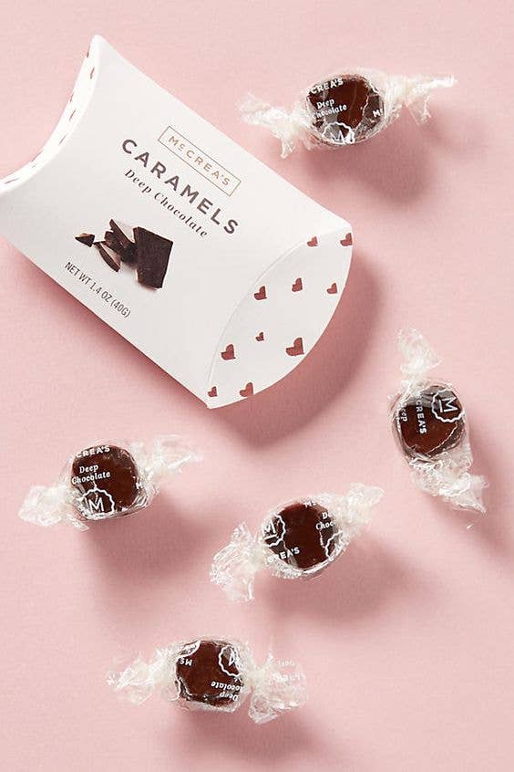 Deep Chocolate Caramels Pillow Box
