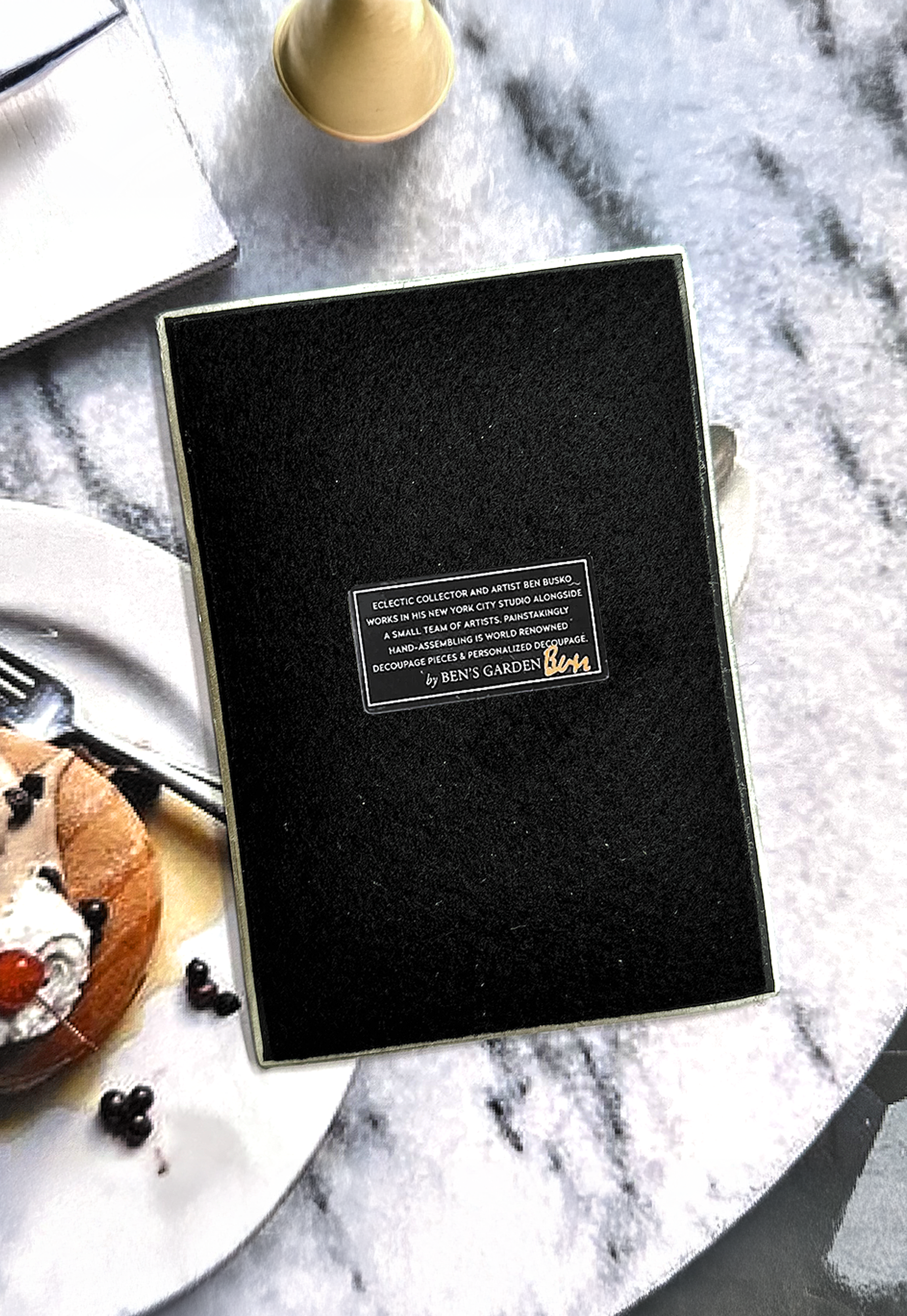 English Holly Stems Decoupage Glass Tray - Ben's Garden (4in x 6in)