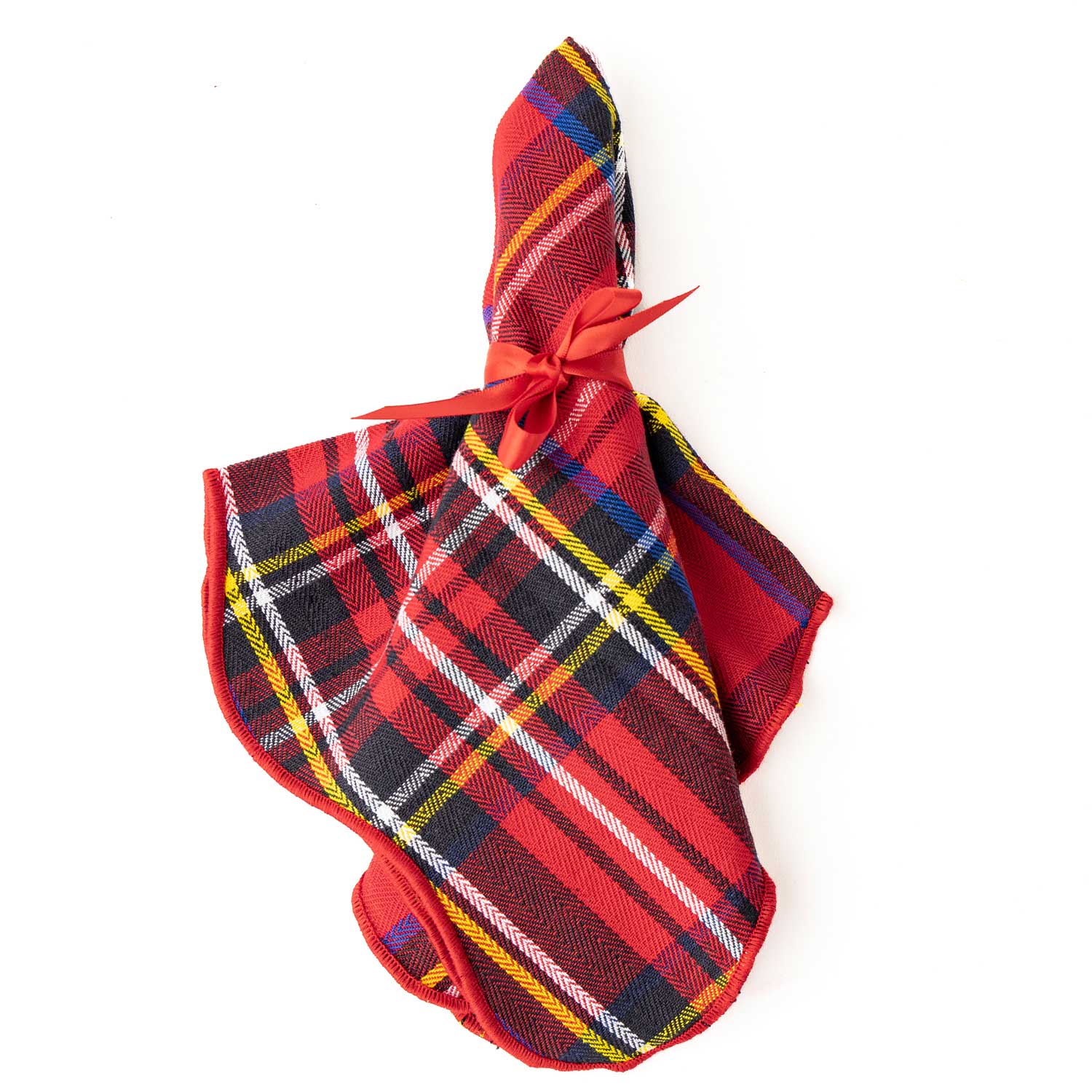 Red Plaid Scalloped Dinner Napkin, Set of 6 (18in sq)