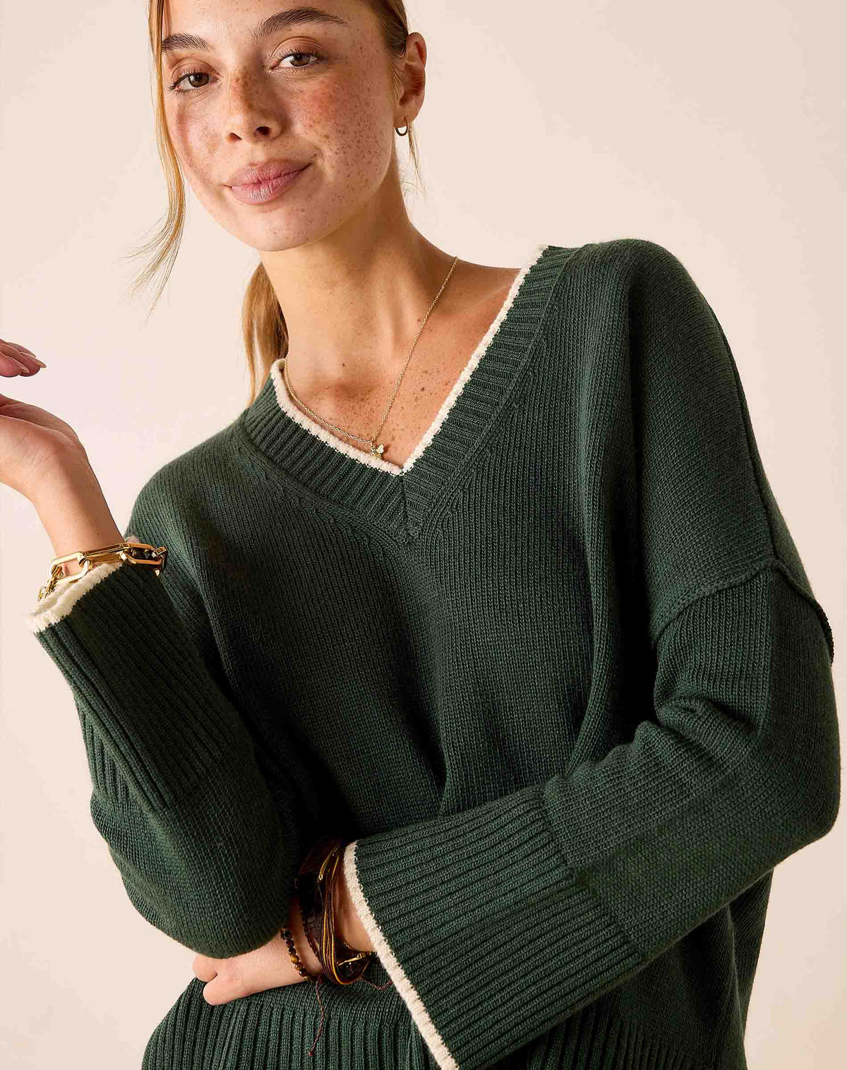 Montauk V-neck Sweater, Eden (One Size) - MERSEA