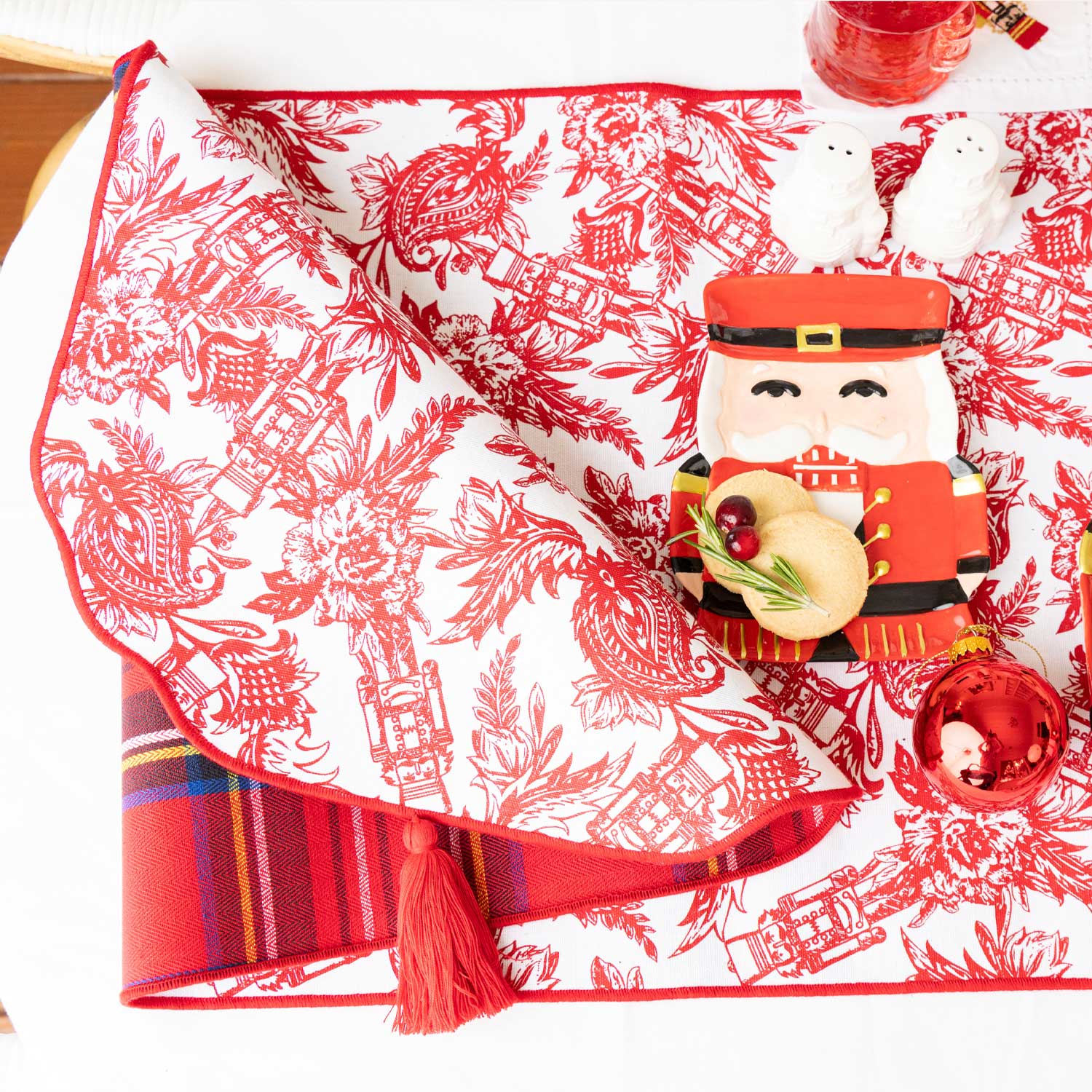 Nutcracker Toile Reversible Tassel Table Runner (16in x 108in)