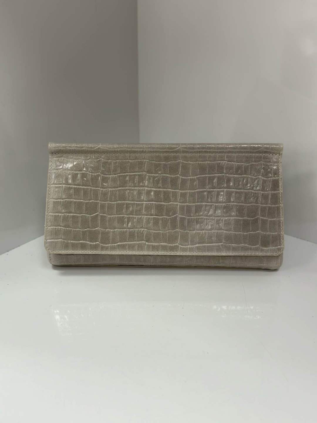 Luana Clutch Bag, Verde Sabbia (Made in Italy)