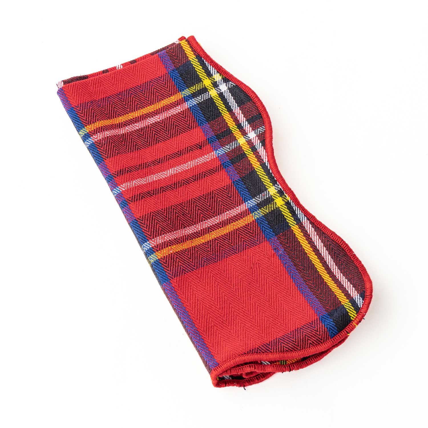 Red Plaid Scalloped Dinner Napkin, Set of 6 (18in sq)