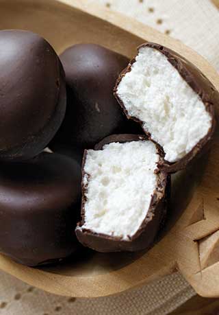 Bissinger's Dark Chocolate Marshmallow Bon Bons
