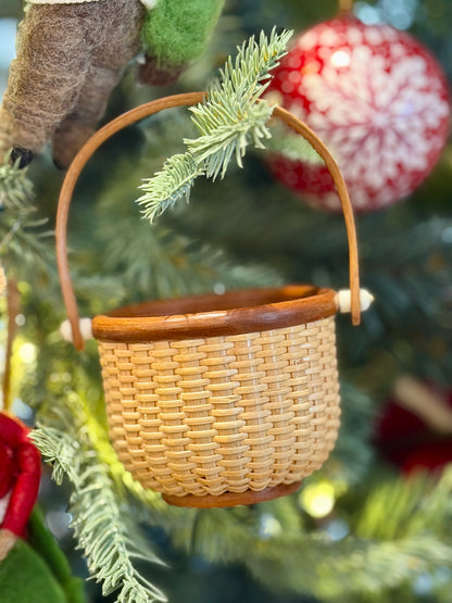 Fête Class: Nantucket Weaving, Mini Basket Ornament - DEC 3, 2025