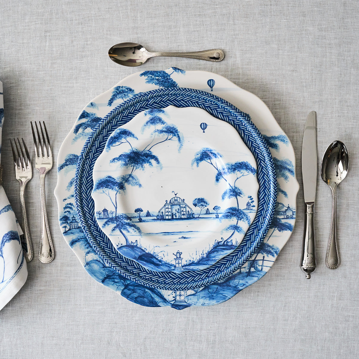 Country Estate Dessert/Salad Plate - Delft Blue