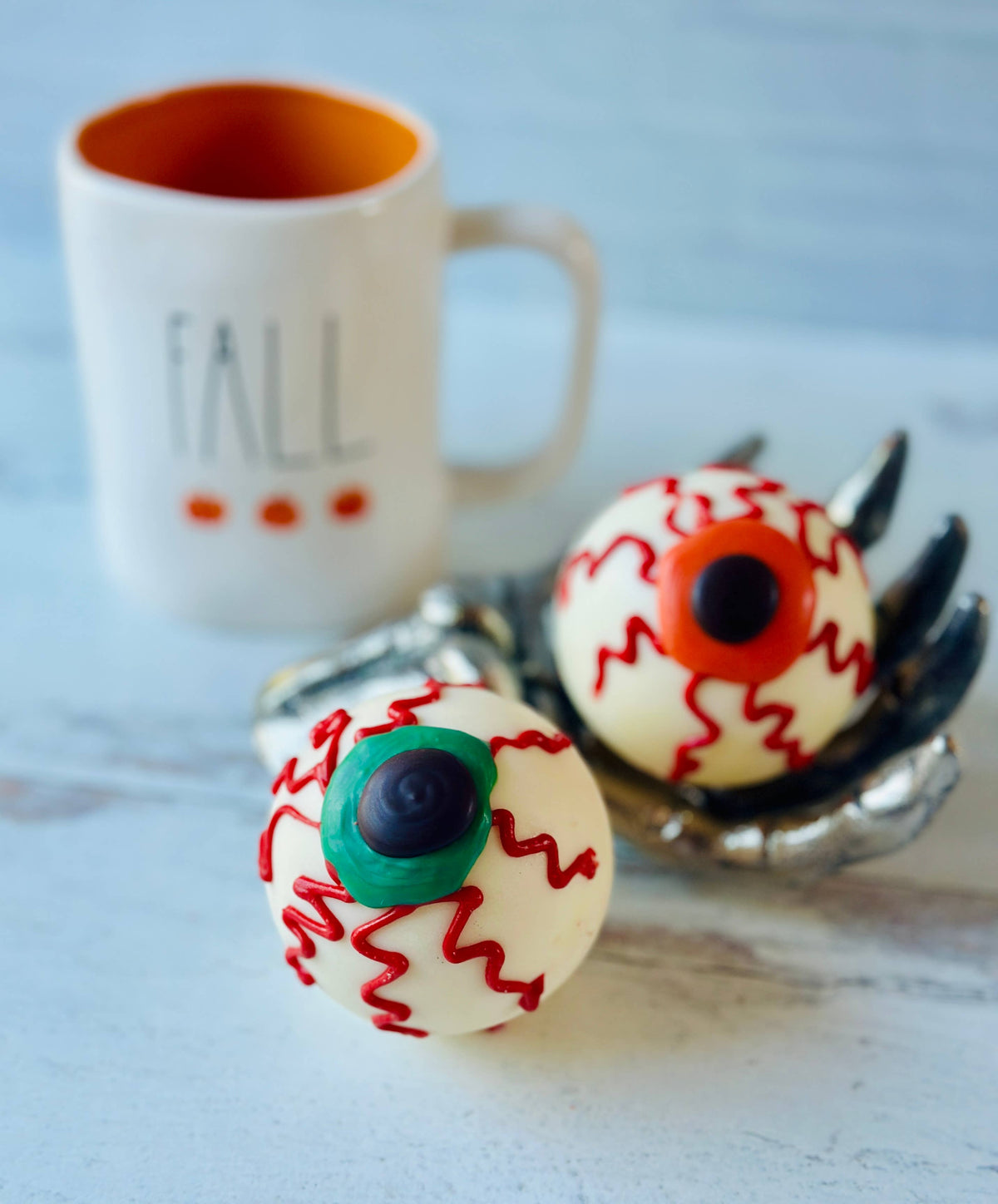 Halloween Spooky Eyeball Hot Chocolate Bomb Hot Cocoa, Single
