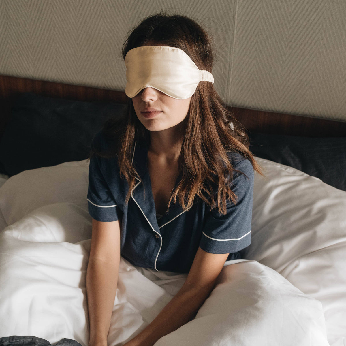 Gray Eucalyptus Silk Sleep Mask