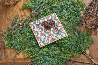 Holly Wreath Bow Enameled Tori Trinket Tray - Jaye's Studio