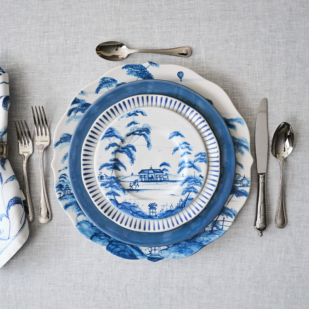 Country Estate Side/Cocktail Plate - Delft Blue