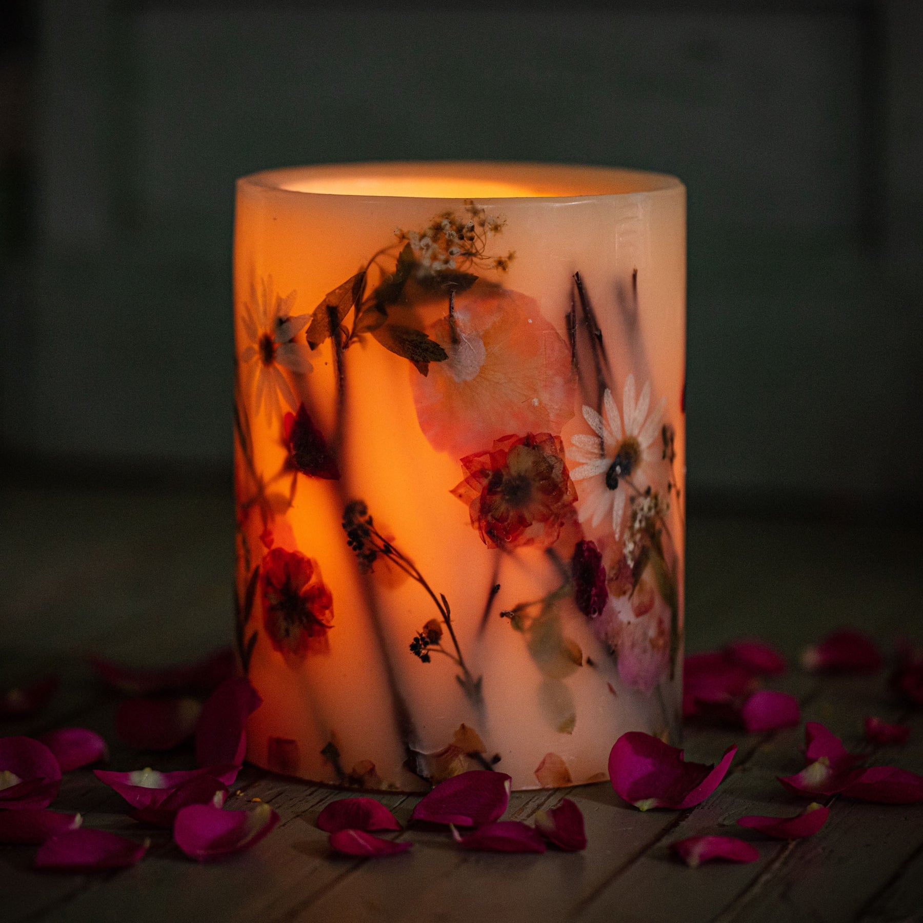 Candle, Apricot Rose - Rosy Rings (4.5in dia x 5.5in tall)