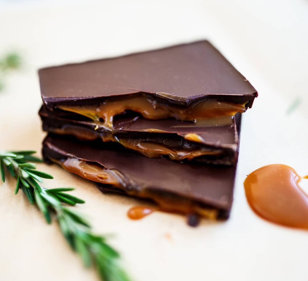 Rosemary Caramel Chocolate - Wildwood Chocolate (85g)